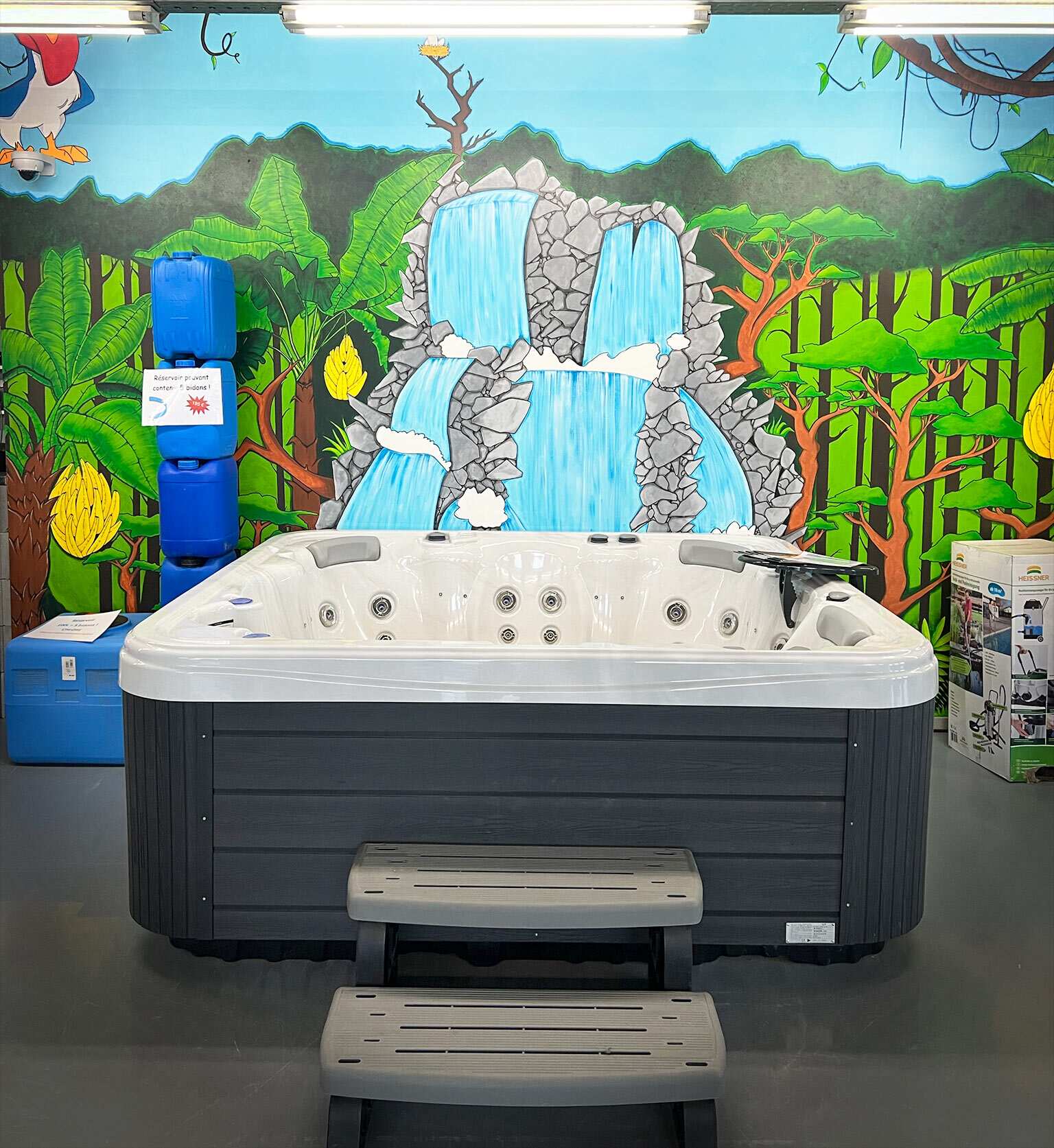 Un magasin aussi accueillant que votre piscine... ou presque ! Magasin JeVeuxUnePiscine.be